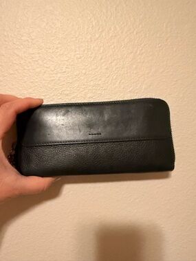 Chloe Black Leather Zippy Long Wallet
